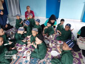 LOTUS'S Hari Raya celebration with Orphans of Pusat Jagaan Kasih Setanggi