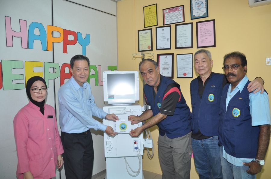 NGO donates dialysis machine to National Kidney Foundation-run centre